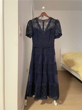 Tadashi Shoji Corded Lace V-neck Midi Dress